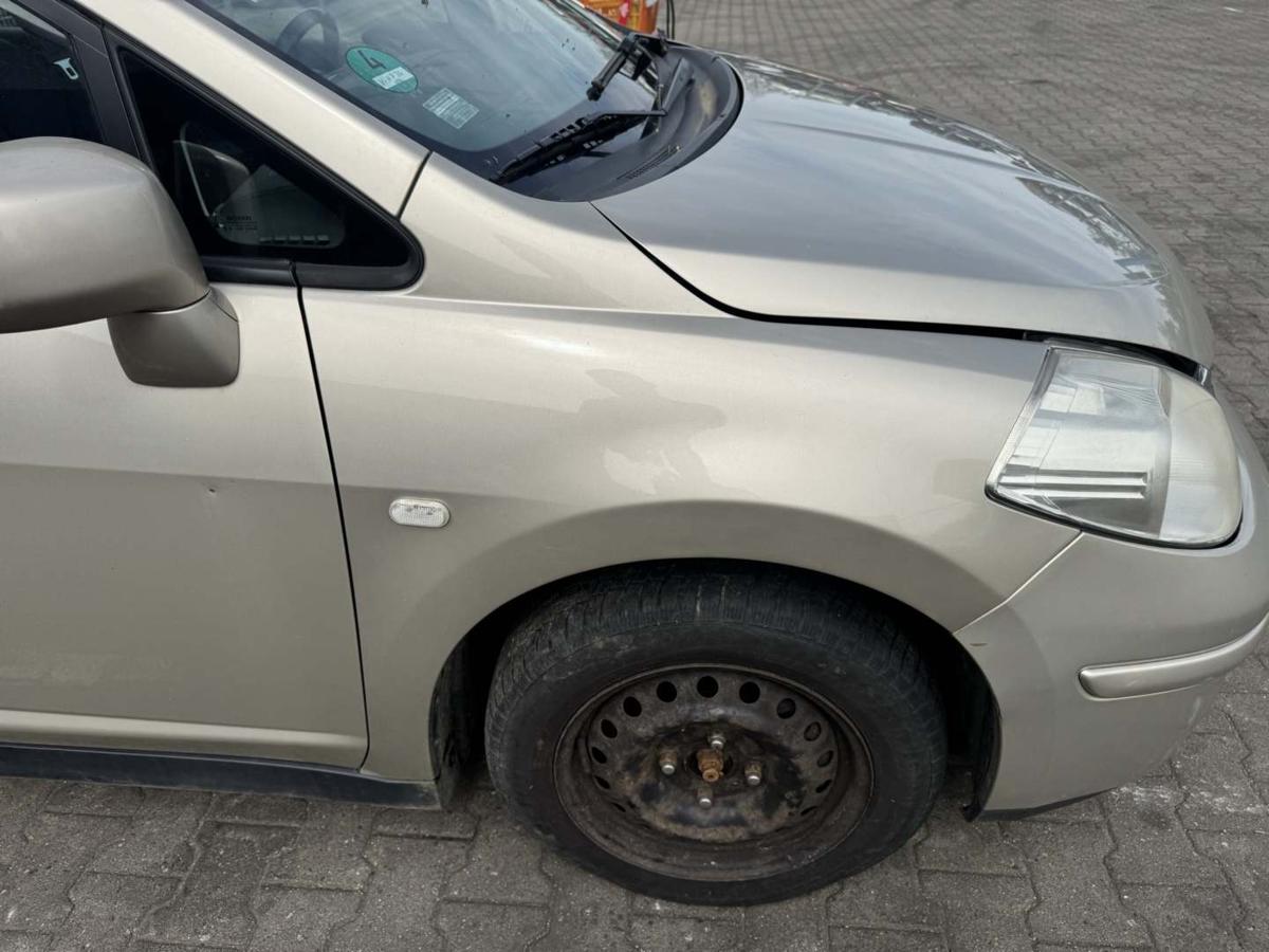 Nissan Tiida original Kotfl&uuml;gel vorn rechts HAB Glazed Almond Bj.2009